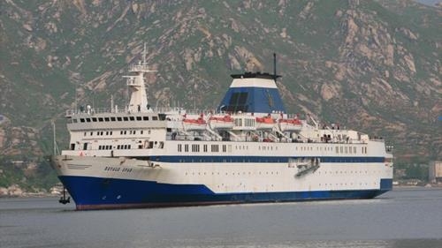 Photo of a passenger ship that was included in North Korea's investment notice posted on the country's website Kumgangsan. (Yonhap)