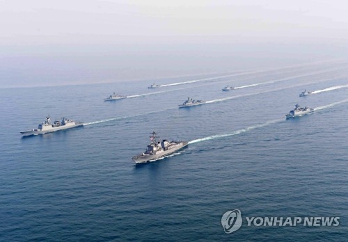 This photo taken on March 22, 2017, shows a joint South Korea-U.S. naval drill in the Yellow Sea. (Yonhap)