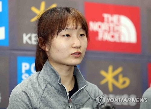 South Korean short track speed skater Choi Min-jeong speaks at a media event at the National Training Center in Seoul on July 25, 2017. (Yonhap)