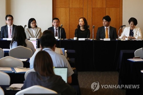 Experts from global rating agency Moody's Investors Service hold a press briefing in Seoul on June 20, 2018. (Yonhap)