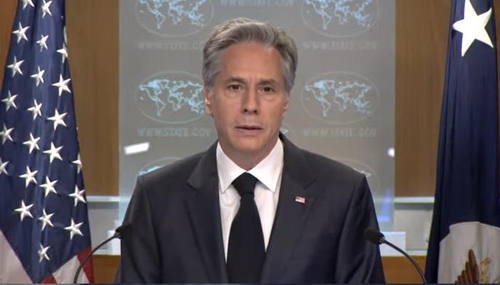 U.S. Secretary of State Antony Blinken is seen speaking during a press briefing at the department in Washington on March 20, 2023 on the release of 2022 Country Reports on Human Rights Practices in this captured image. (Yonhap)
