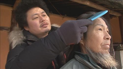 윤택 "욕심 따위 이단옆차기 공중360도 회전해 날렸죠" - 5