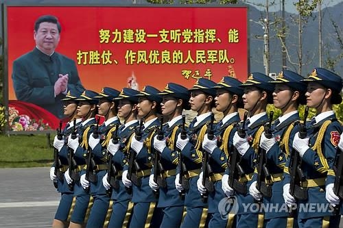 "중국 열병식 통제·규제는 사상 최고 수준"…사실상 계엄조치 - 2