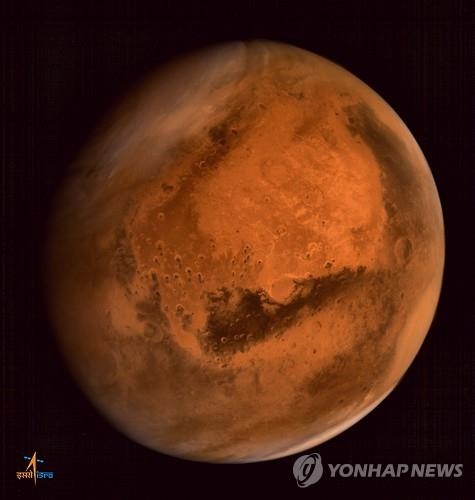 화성에 호수 1만년 동안 존재…"생명체 진화에 충분한 기간" - 3