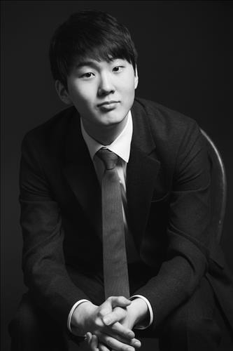 조성진 "'쇼팽 콩쿠르'는 오랜 꿈…드디어 이뤘다" - 3