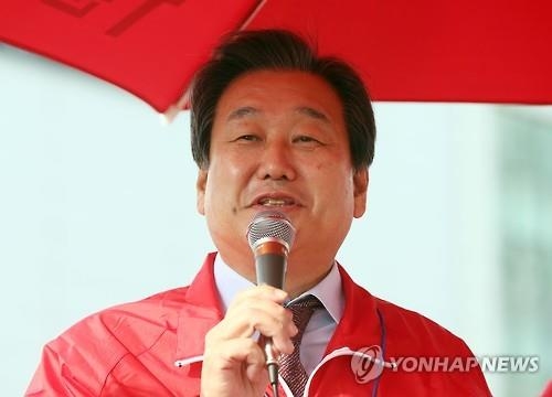 김무성 "국정전환은 최선 아닌 차선…다른 방법 없어" - 2
