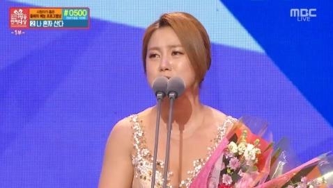 "받아본 상이라곤 술상밖에"…연말 시상식 '말말말' - 2