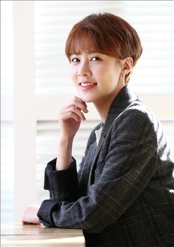 최윤영 "박해진은 옆집 오빠처럼 편안한 사람" - 2