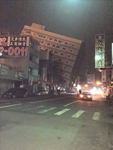 대만서 규모 6.4 지진…아파트 등 건물 무너져 수십명 매몰(종합2보) - 2