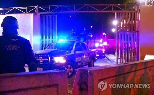 멕시코 교도소서 재소자간 세력 싸움에 최소 52명 사망(종합) - 2