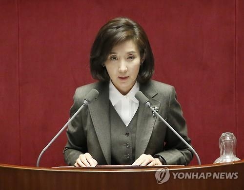 나경원 "北 레짐 체인지도 생각해봐야 할 때" - 2