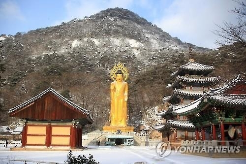 법주사 새 주지 선거 3파전…내달 7일 선출 - 2
