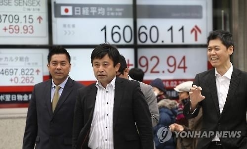 韓 1인당 GDP 작년 2만7천달러…日의 84% 수준 바짝 추격 - 2