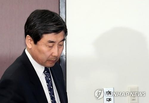 더민주, 필리버스터 '투톱' 온도차 여전…의총서 결판 - 2