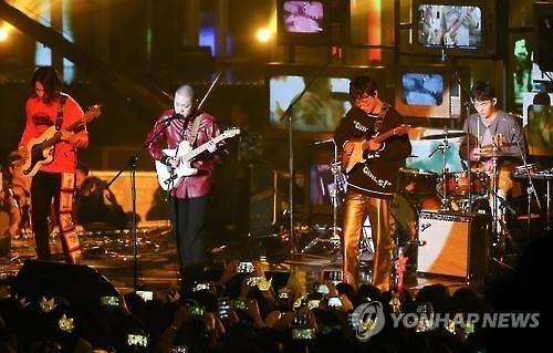 빅뱅, 한국대중음악상서 '올해의 노래' 등 3관왕 - 3