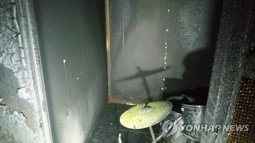 학원 방화 'ADHD' 10대 영장…"라이터보고 방화 욕구"(종합2보) - 4