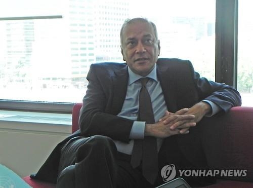 UNHCR 신임 한국대표 "전쟁 겪은 한국, 이제 도움 줄 차례" - 2
