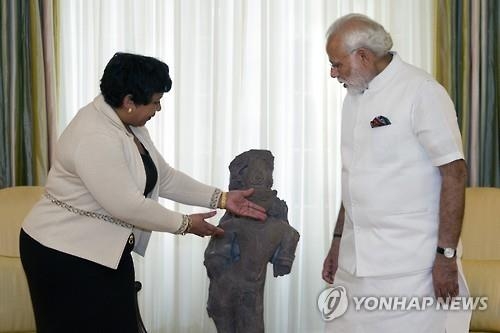 미국, 1천억원 상당 미술품 200여점 인도에 반환 - 2