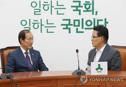 이원종, 野 지도부 연쇄 예방…"여든 야든 목표는 국민" - 3
