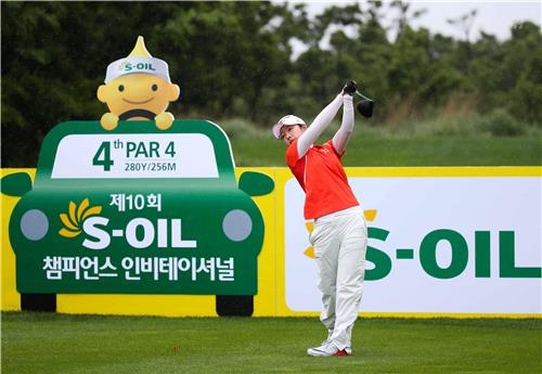 -S-Oil골프- 작년 신인왕 박지영, 40개 대회 만에 첫 우승 - 2