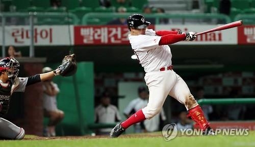 <프로야구> '3연타석 홈런' 이재원 "시즌 초에 못했으니, 더 힘내야죠" - 2