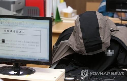 벽·장롱을 향해 3살 아이 집어던져…경찰 '살인죄' 적용(종합) - 2