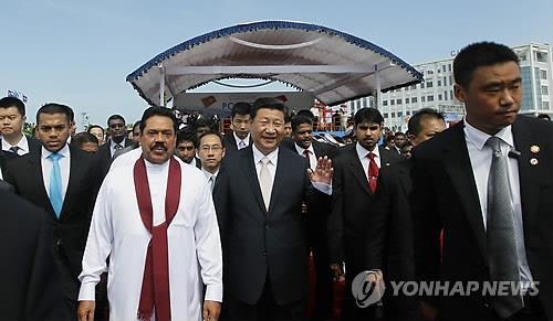 中 "남중국해 중재 결과 인정안할 것" 입장 되풀이 - 2