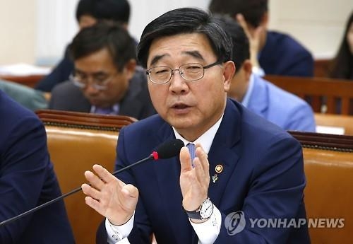 이기권 "청년에게 물고기 잡아줄게 아니라 잡는 법 알려줘야"(종합) - 2
