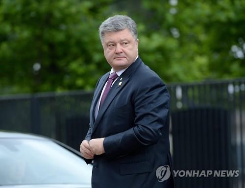 러 "우크라 대가 치를 것"…크림반도 둘러싼 군사긴장 고조 - 3
