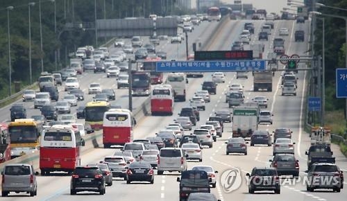 올 휴가철 고속도로 교통량 분산효과 컸다…폭염 덕분? - 2