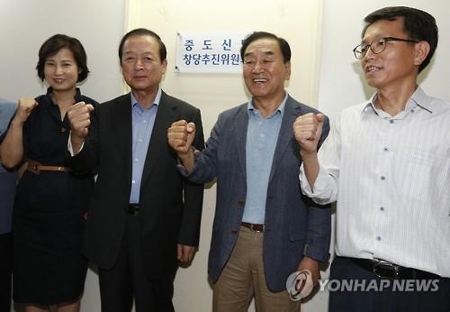 이재오 중도신당, '늘푸른한국당' 당명 확정 - 2