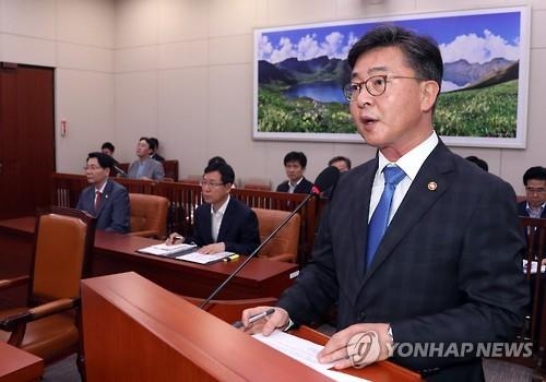 홍용표 "北, 태영호 범죄자 취급은 체제영향 줄이려는 것" - 2