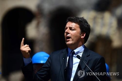 렌치 伊총리 "국민투표 패배해도 총선 2018년 예정대로" - 2
