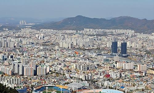 벼랑서 되돌아온 권선택…대전 시정 "차질 없다" - 4