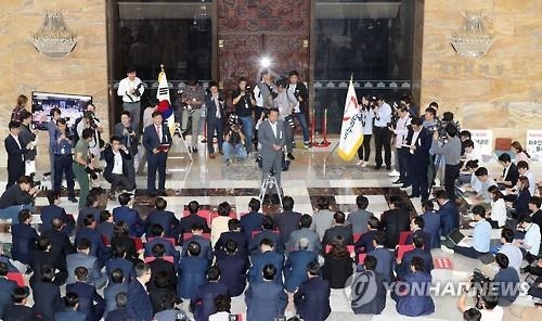 與, '정세균 방지법'으로 출구찾을까…파행 장기화 부담 - 3