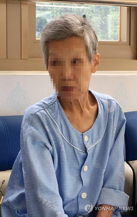 '13년간 식당노역' 전모 할머니.