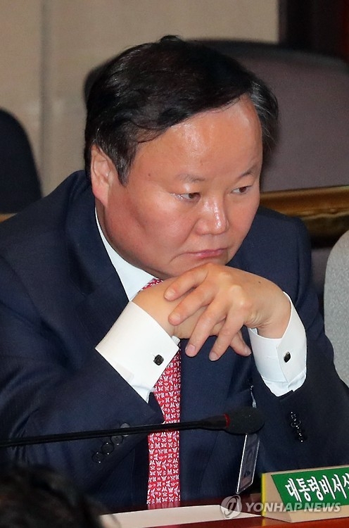 김재원, 최순실 청와대 출입 의혹에 "전혀 사실 아니다" - 1