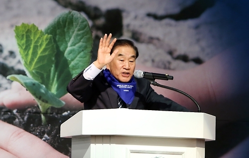 축사하는 이재오 전 의원.