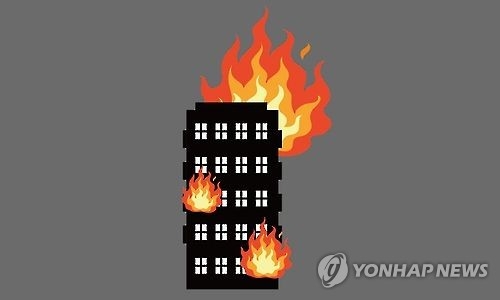 부부싸움 끝 집에 불 지르고 6층서 투신 50대男 구사일생 - 1