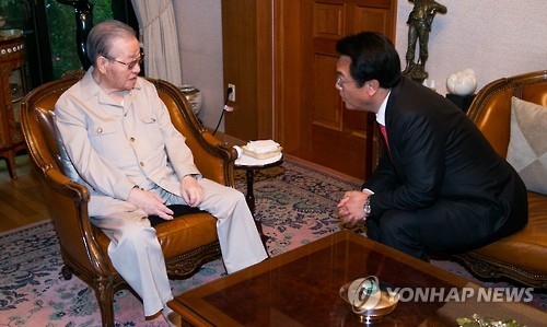 JP "내우외환 한꺼번에 겹쳐…위기관리 지도자 안보인다" - 1