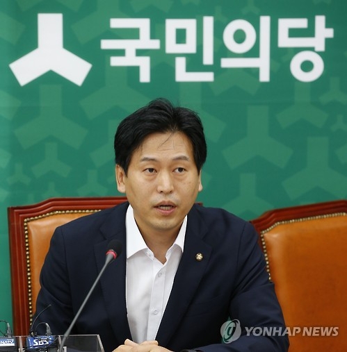 野 "朴대통령, 촛불민심 외면말고 권력이양 결단하라" - 2