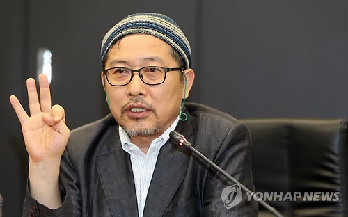 홍성담 작가(자료사진)
