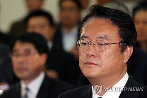 與 "국방장관 해임안, 軍 통수권자·지휘부 동시 무력화 시도" - 1