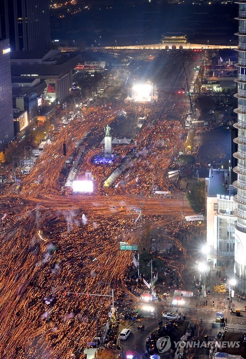 퇴진 촉구 계속되는 촛불