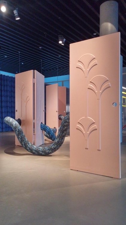 'Viruscape_Penetration' 설치 전경