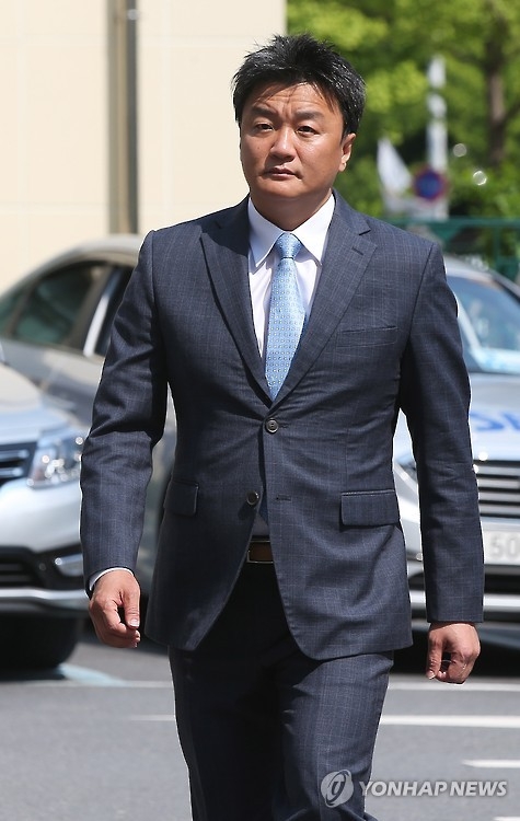 이혼소송 항소심 참석하는 임우재 고문