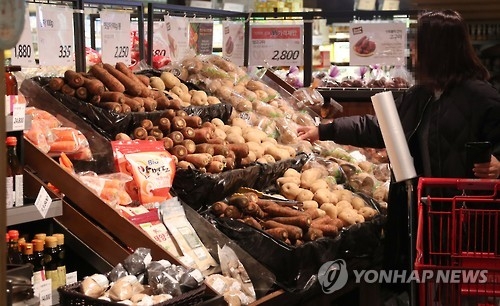 한국 식료품 물가 상승률, 3개월 연속 OECD '톱3' - 1