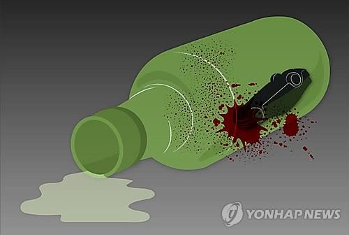 청주서 만취 30대 운전하다 가로등 '쾅' - 1