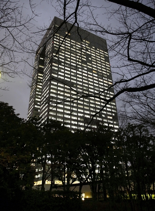 어둠속의 도시바 본사