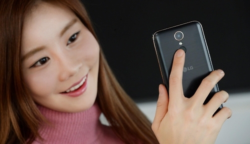 LG X400